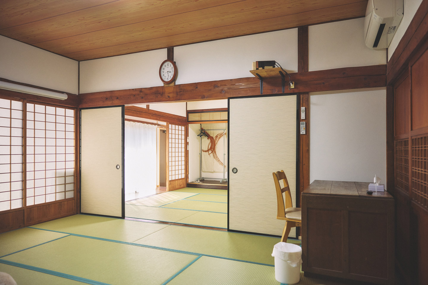 Hotel MOKUREN 居間