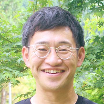 粟飯原 啓吾さん