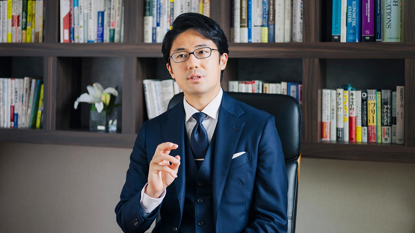 話している山口さん