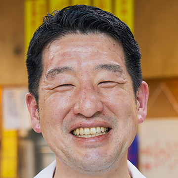 微笑む遠藤さん